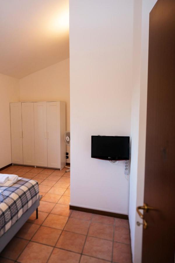 Residence San Raffaele 1 มิลาน ภายนอก รูปภาพ